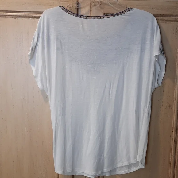 Ella Moss blue white embroidered tshirt small - Picture 2 of 11